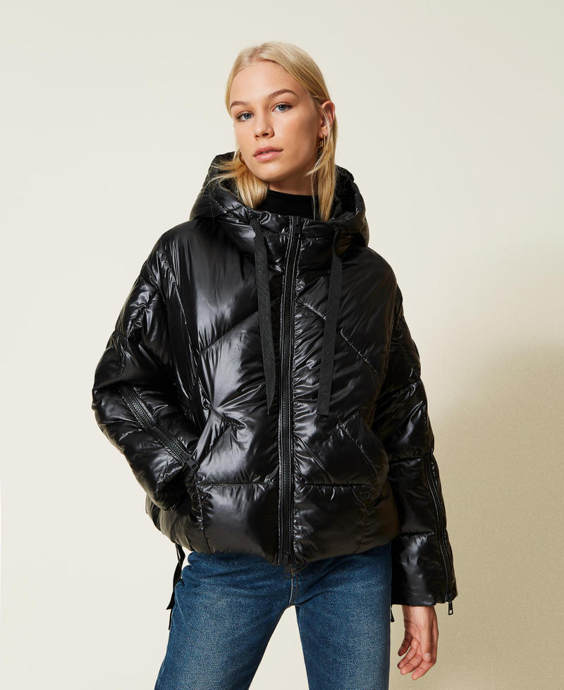 Short shiny puffer jacket with hood