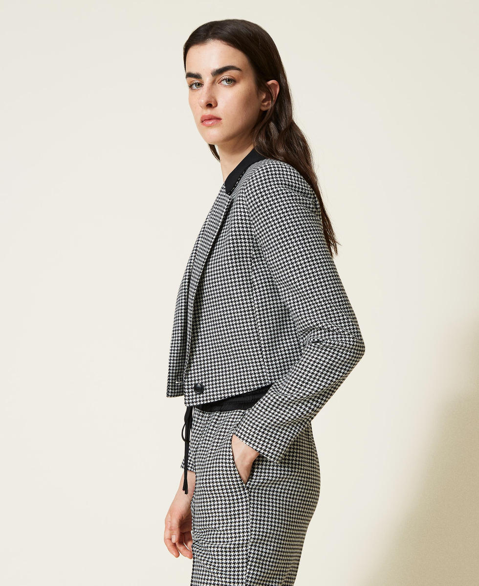 Houndstooth wool blend jacket with ruffles