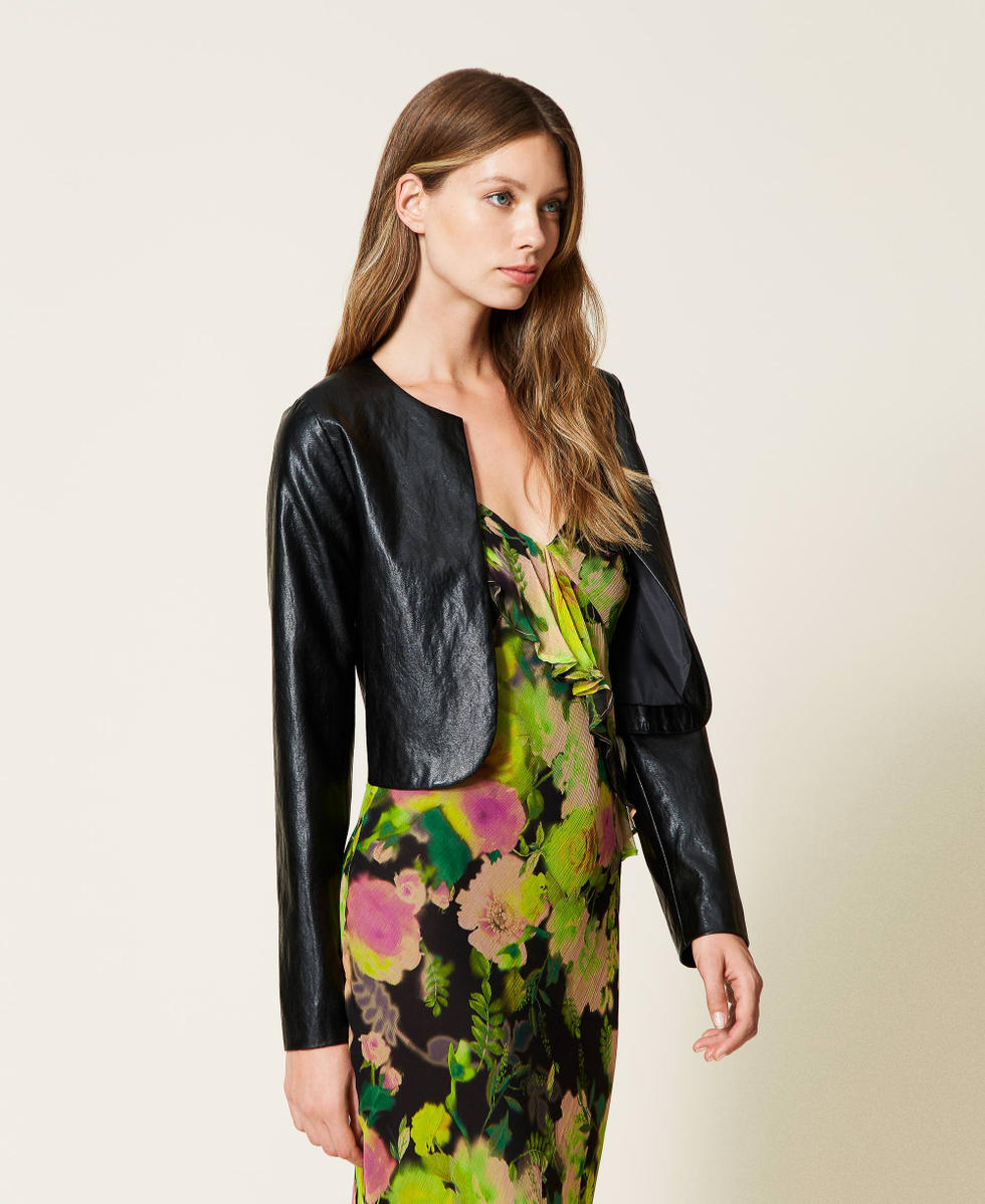 Jacke mit Rundhalsausschnitt in Lederoptik