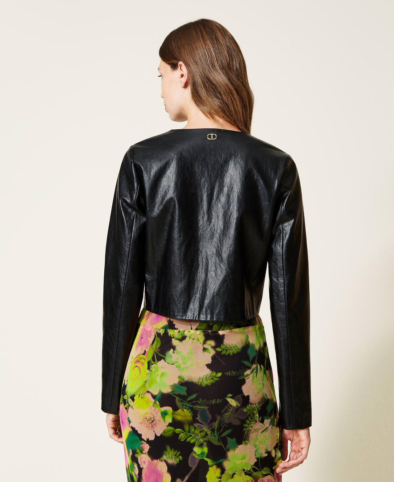 Leather-like crew neck jacket