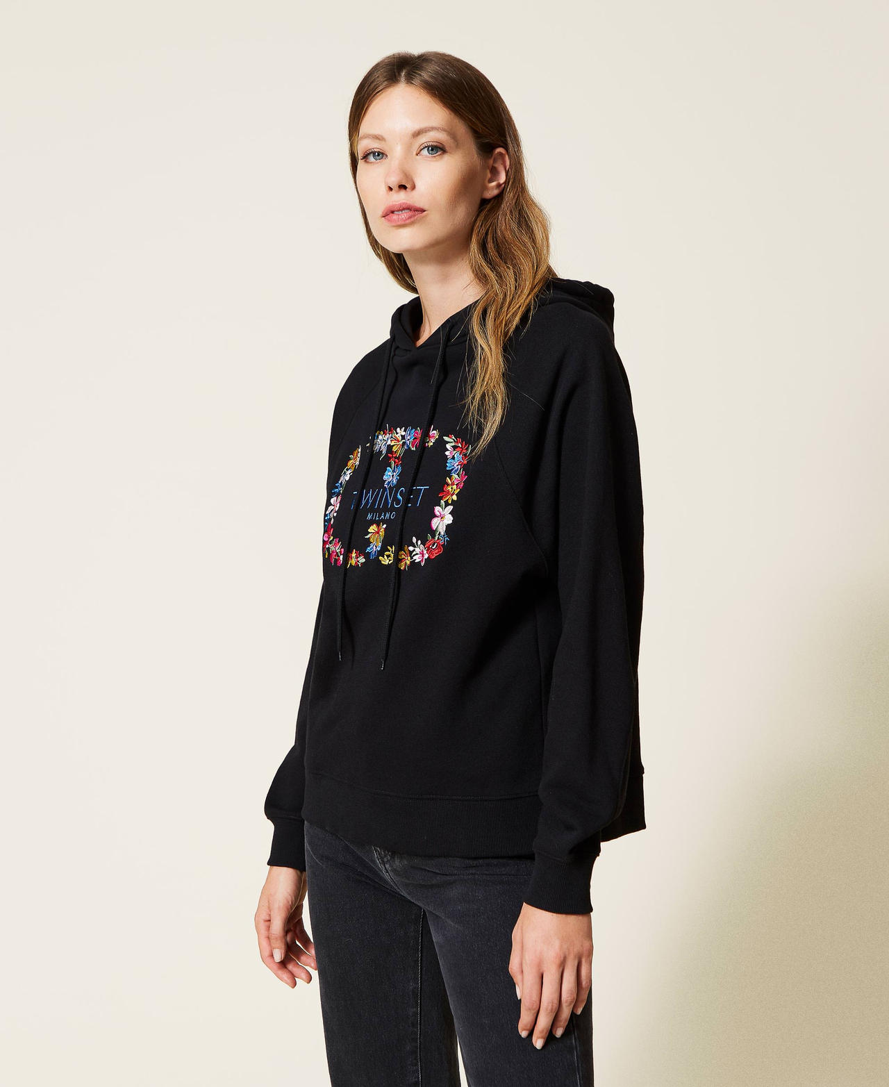 Sweatshirt mit Logo und Blumenstickerei Schwarz Frau 222TT2390-02