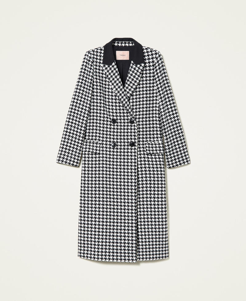 Wool blend coat with houndstooth pattern