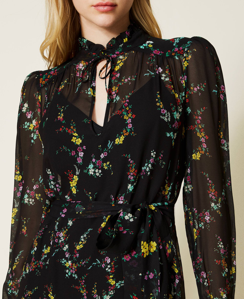 Camisa con estampado de logotipo de flores Mujer, Negro