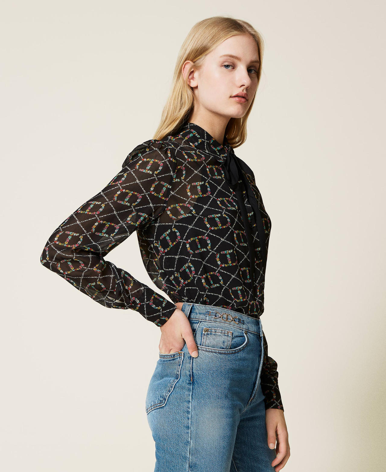 Shirt with floral logo print