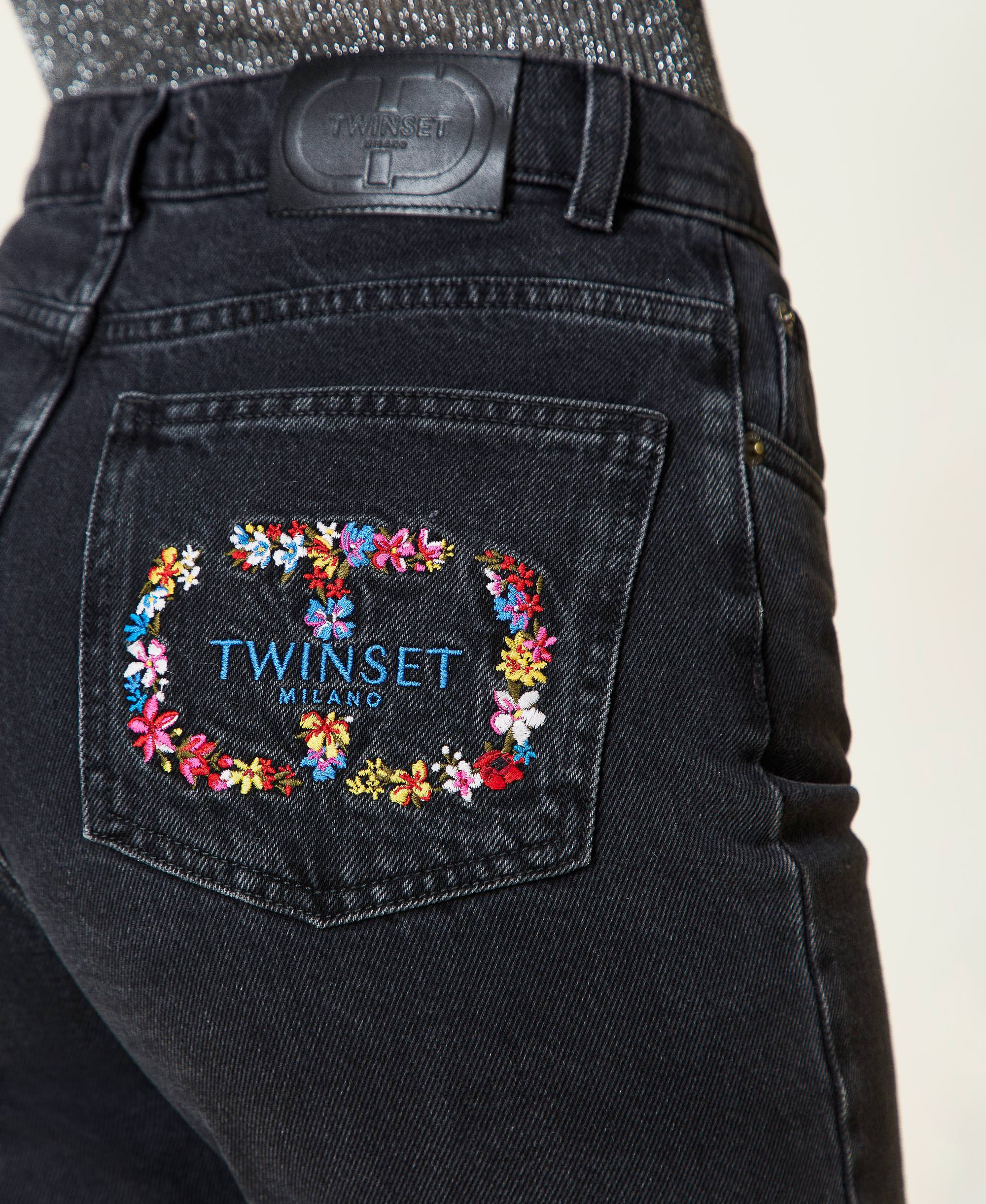 Regular jeans with embroidered logo