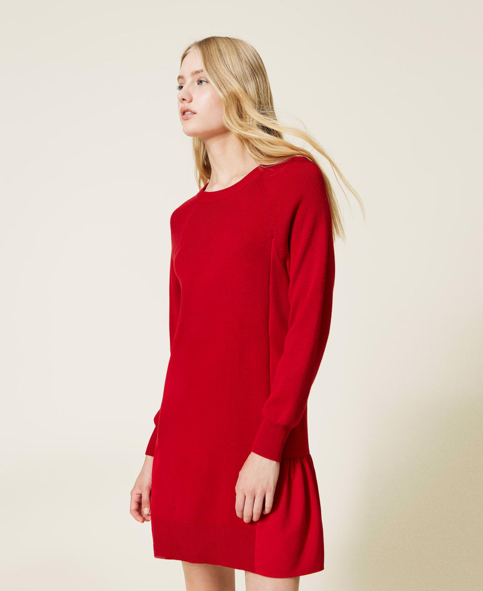 Short knit dress with inserts