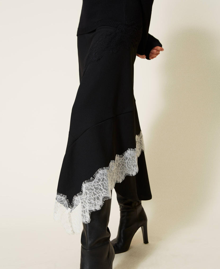 Robe mi-longue en maille avec insertion Bicolore Noir / Blanc Neige Femme 222TT3283-05