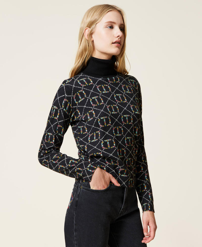 Rollkragenpullover mit Logoprint