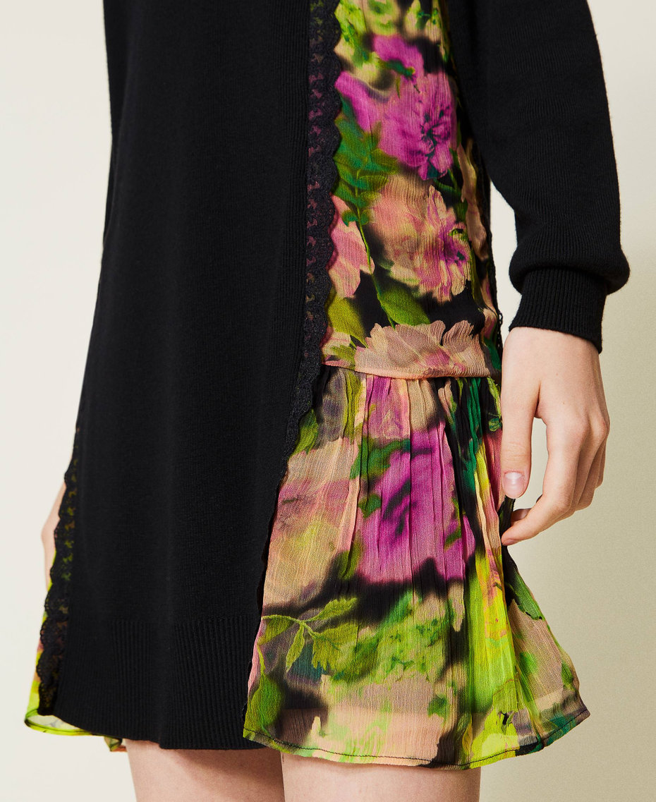 Короткое трикотажное платье с цветочными вставками Двухцветный Черный/Принт Сумасшедшие Цветы Флуоресцентный женщина 222TT3531-06