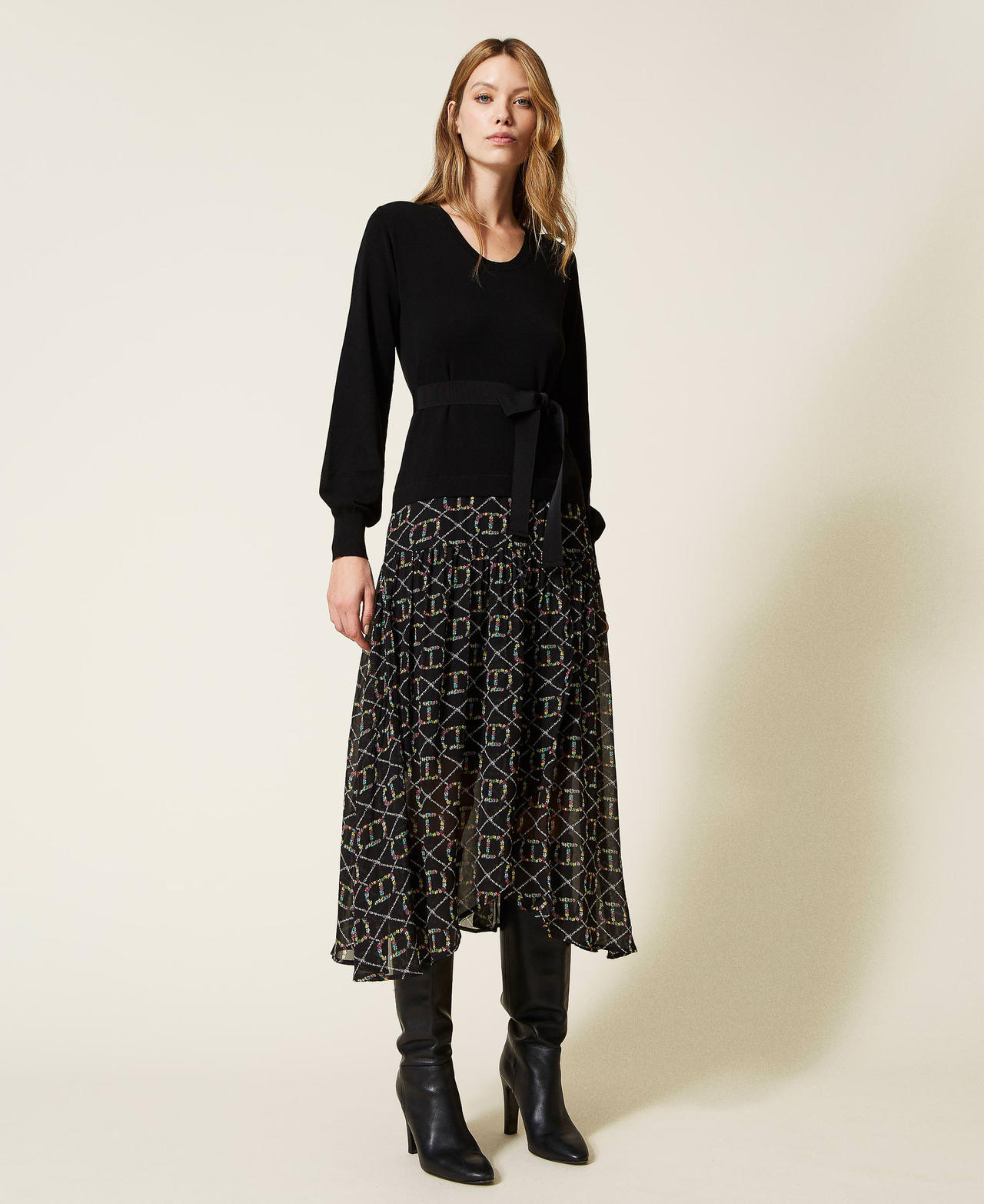 Abito seamless con inserto in georgette