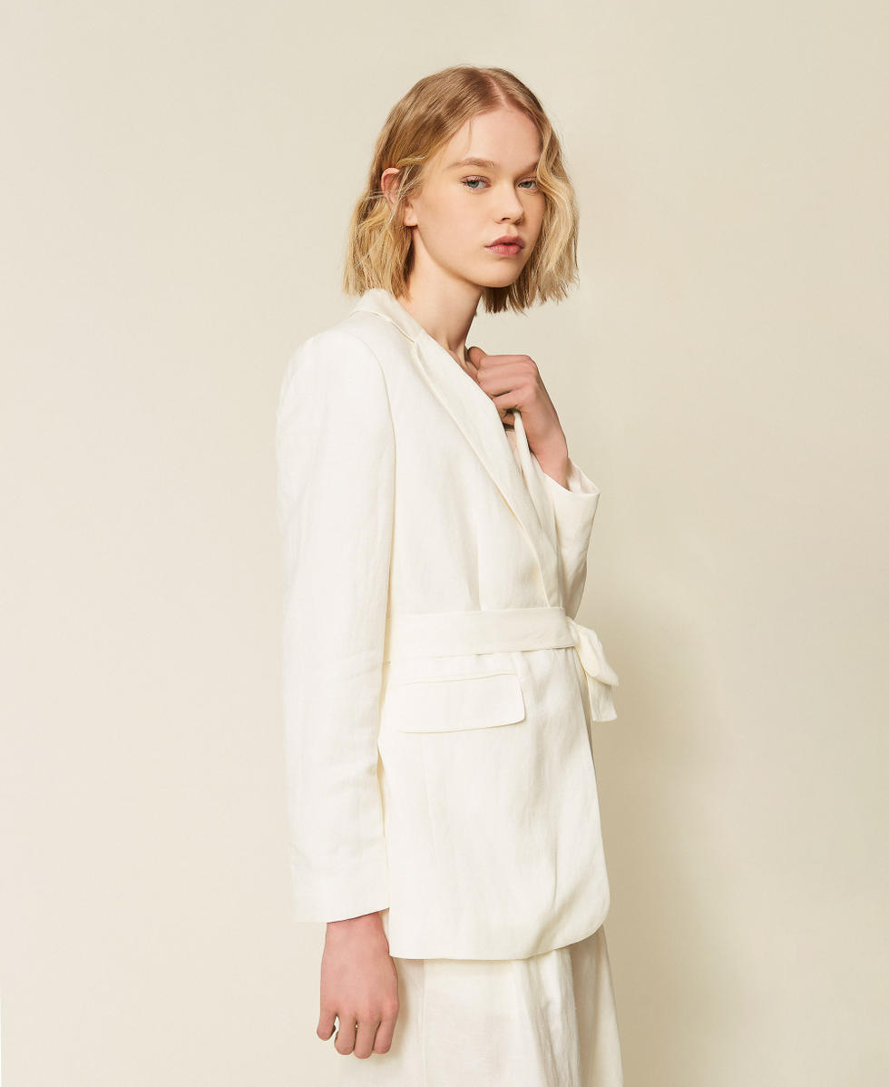 Chaqueta blazer de mezcla de lino con cintur&oacute;n Hueso Mujer 261LL2NHH_00526_02