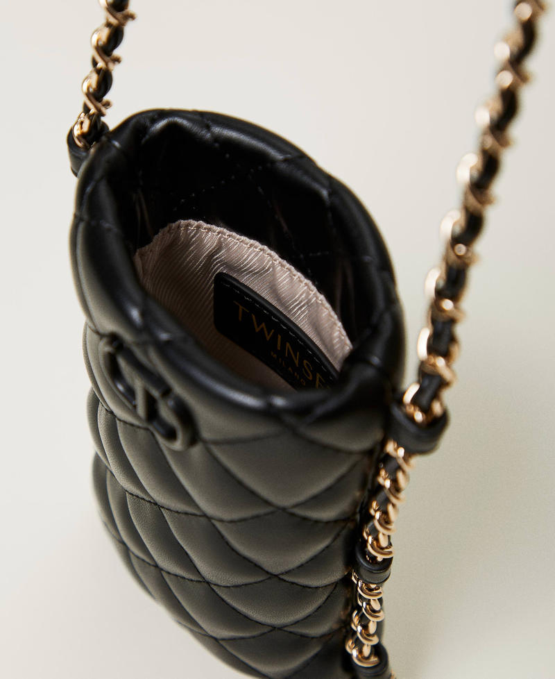 Quilted phone holder with Oval T Black Woman 242TD8156_00006_04