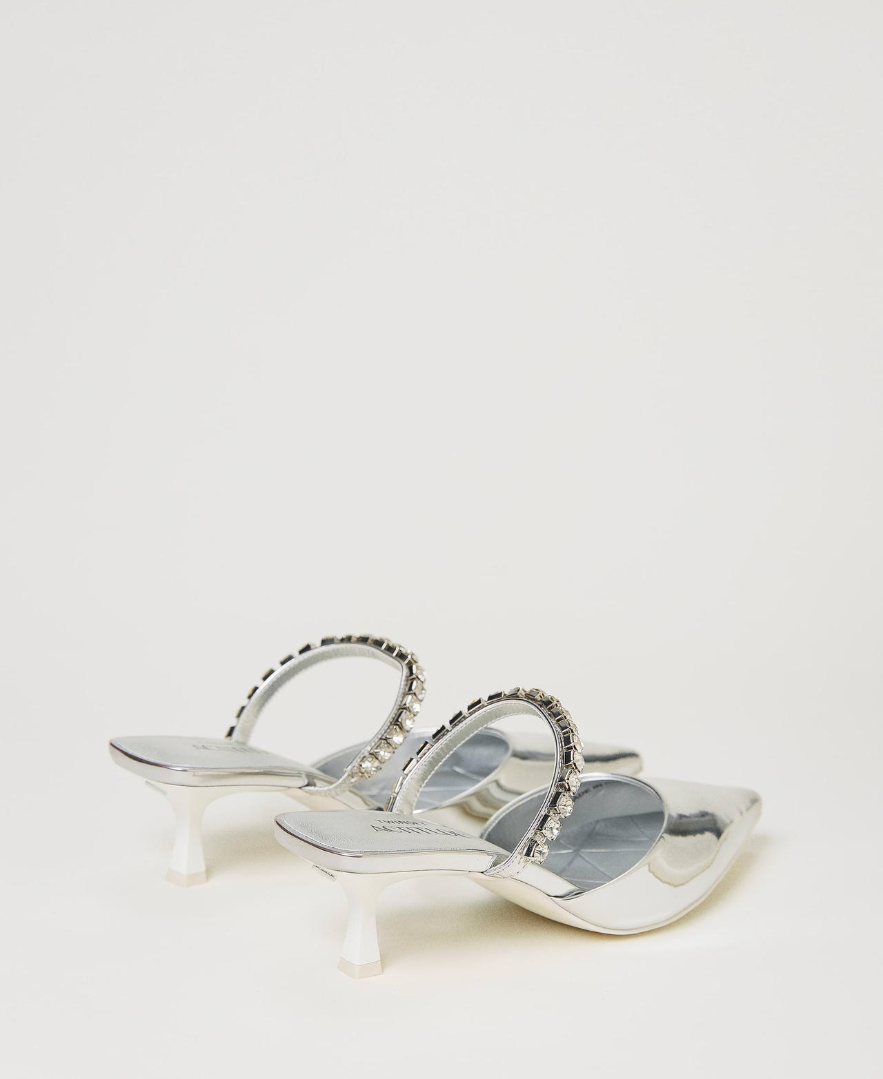 Scarpe mules laminate con cinturino full strass