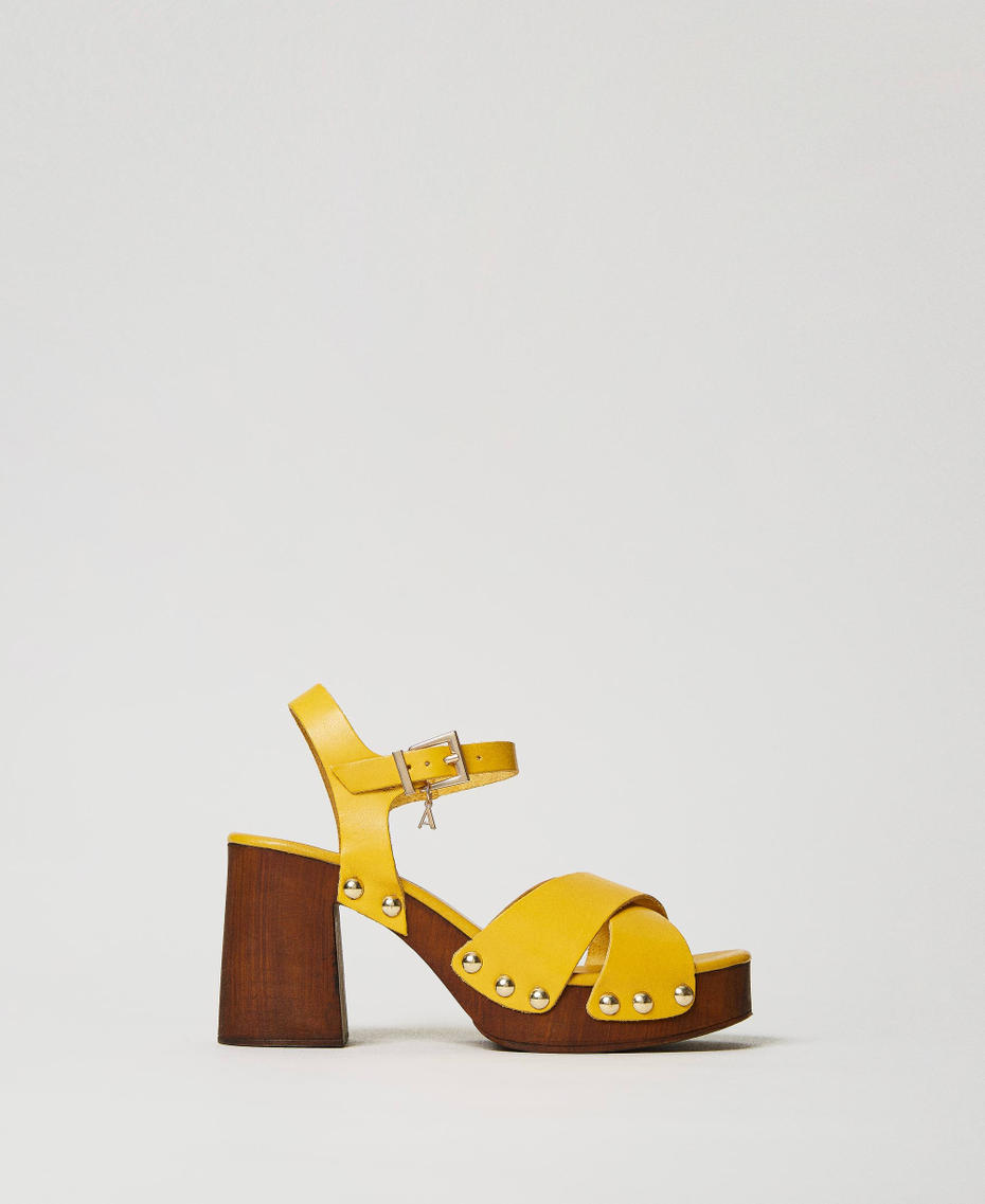 Clog-Sandalette aus Leder Frau, Gelb | TWINSET Milano