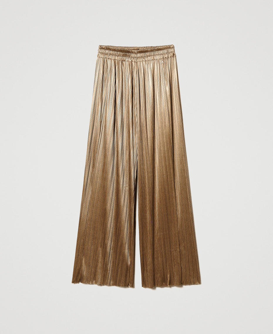 Laminated pleated trousers
