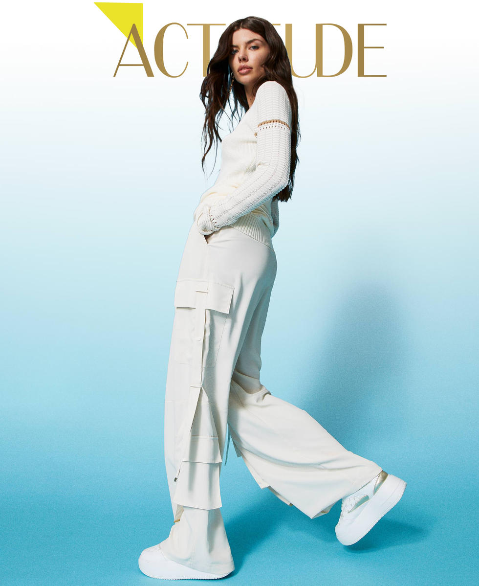 Cr&ecirc;pe de Chine cargo trousers made with recycled polyester