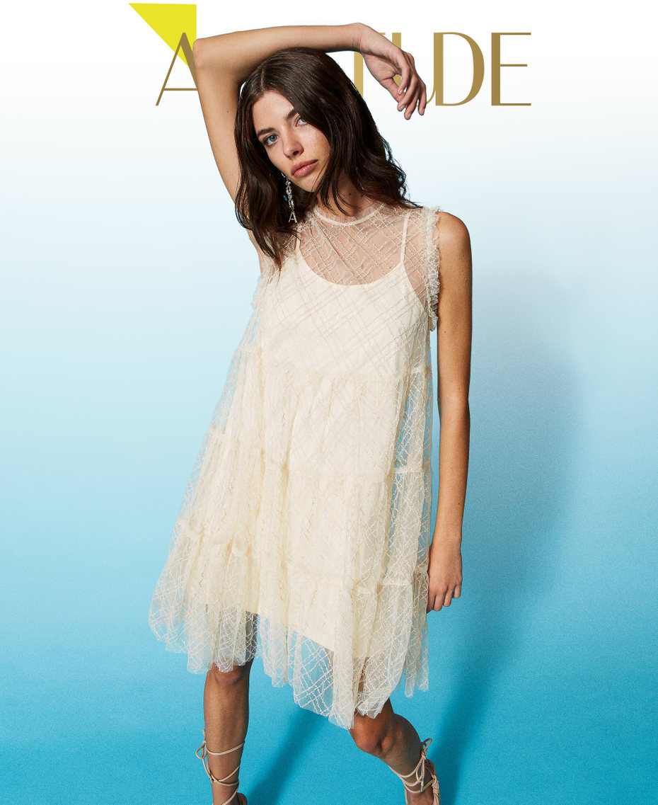 Kleid mit T&uuml;llvolant, bestickt mit Pailletten