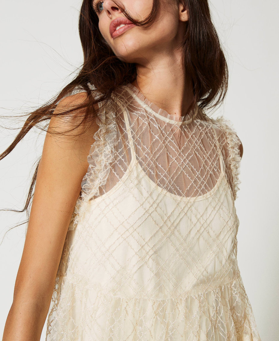 Kleid mit T&uuml;llvolant, bestickt mit Pailletten