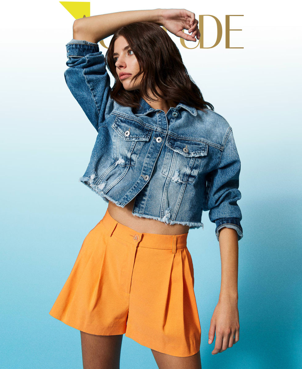 Short en tissu technique avec plis