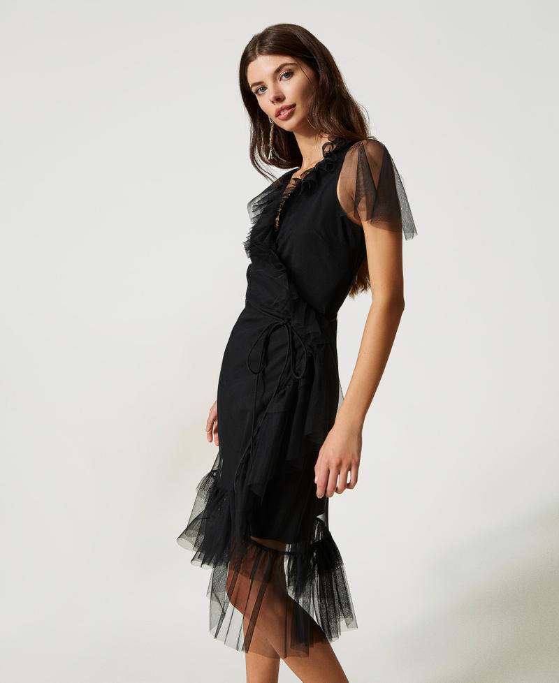 Abito a portafoglio con balze in tulle