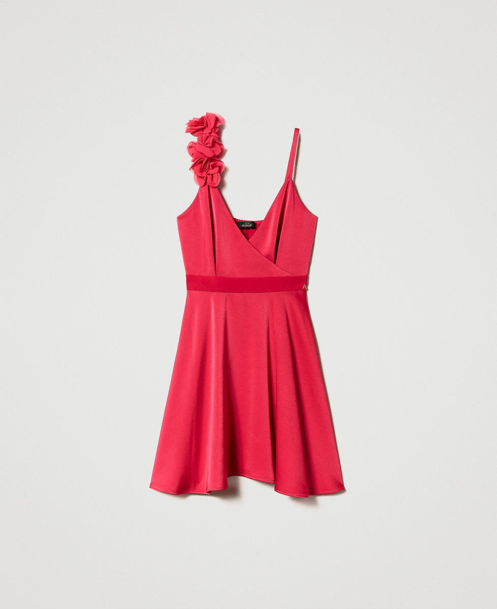 Shoulder strap dress with organza flowers