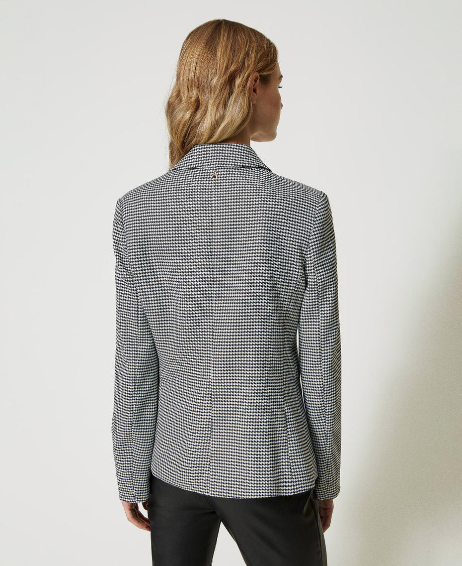 Houndstooth blazer