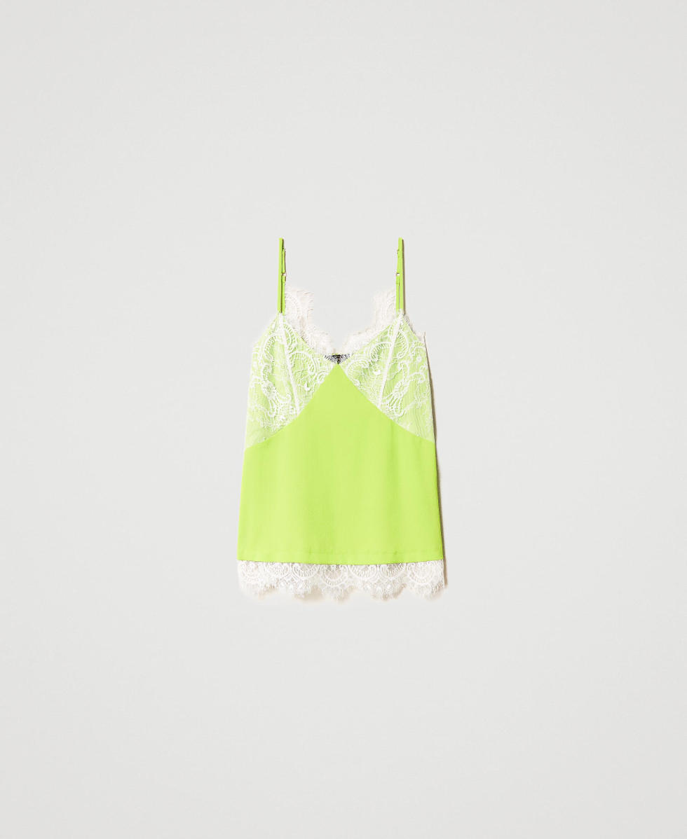 Top en cr&ecirc;pe de Chine avec polyester recycl&eacute;