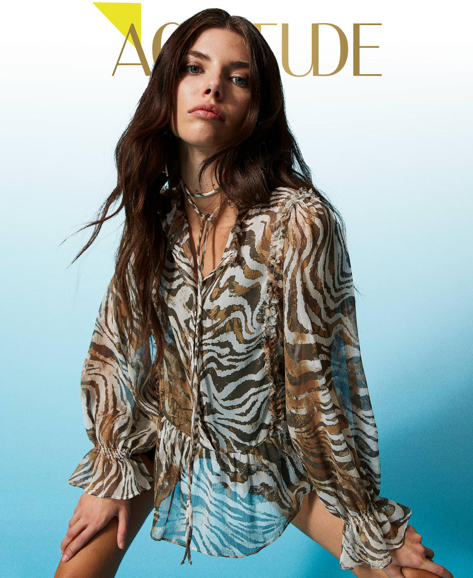 Bluse aus Krepon mit Animaldessin