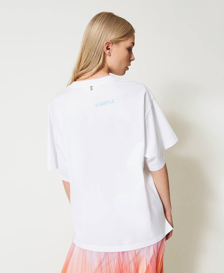 MYFO t-shirt with maxi heart print Two-tone “Papers” White / Neon Pink Woman 231AQ2030-03