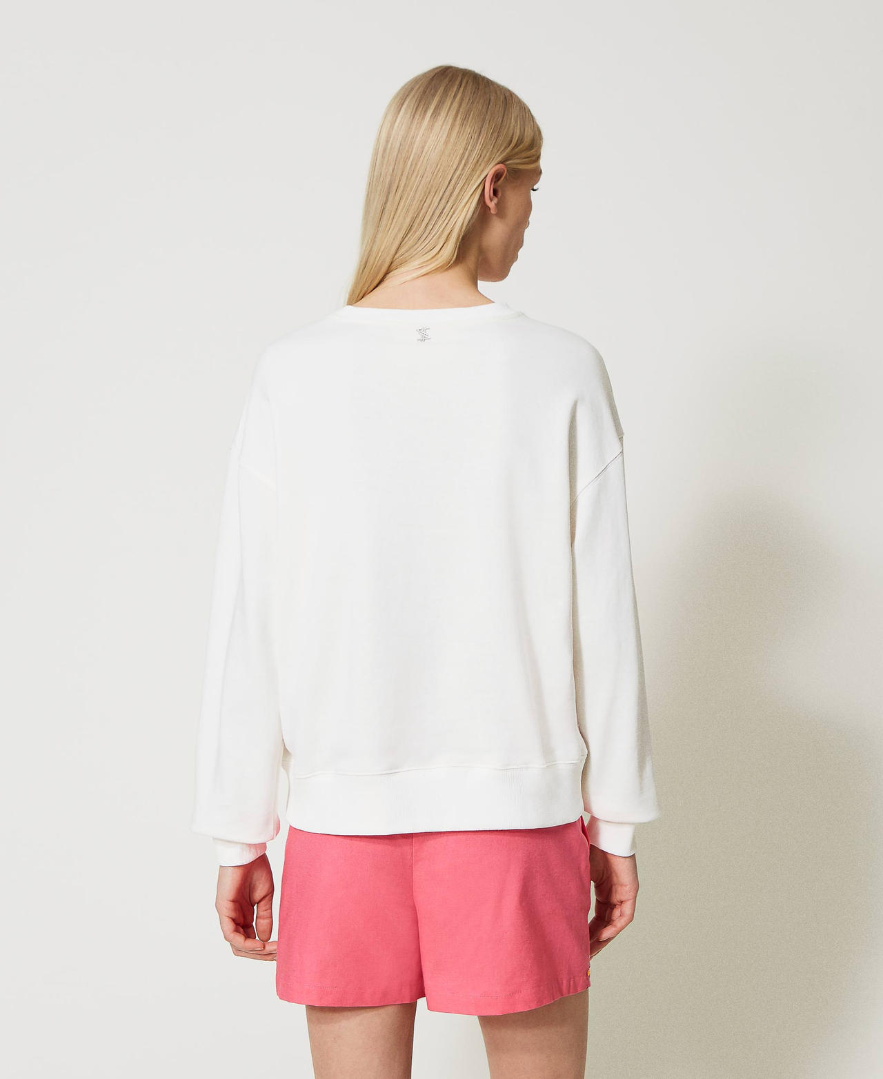 MYFO Sweatshirt mit Maxiherz Zweifarbig „Papers"-Weiß/ Neonrosa Frau 231AQ2031-03