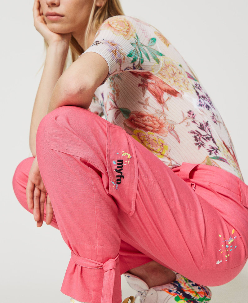 Pantalon cargo MYFO en lin avec broderies