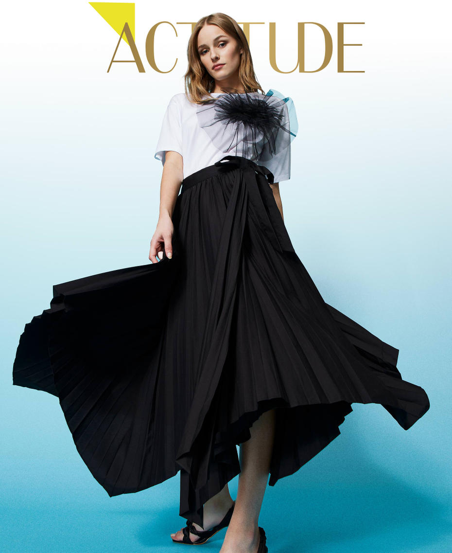 Pleated poplin wrap-around skirt