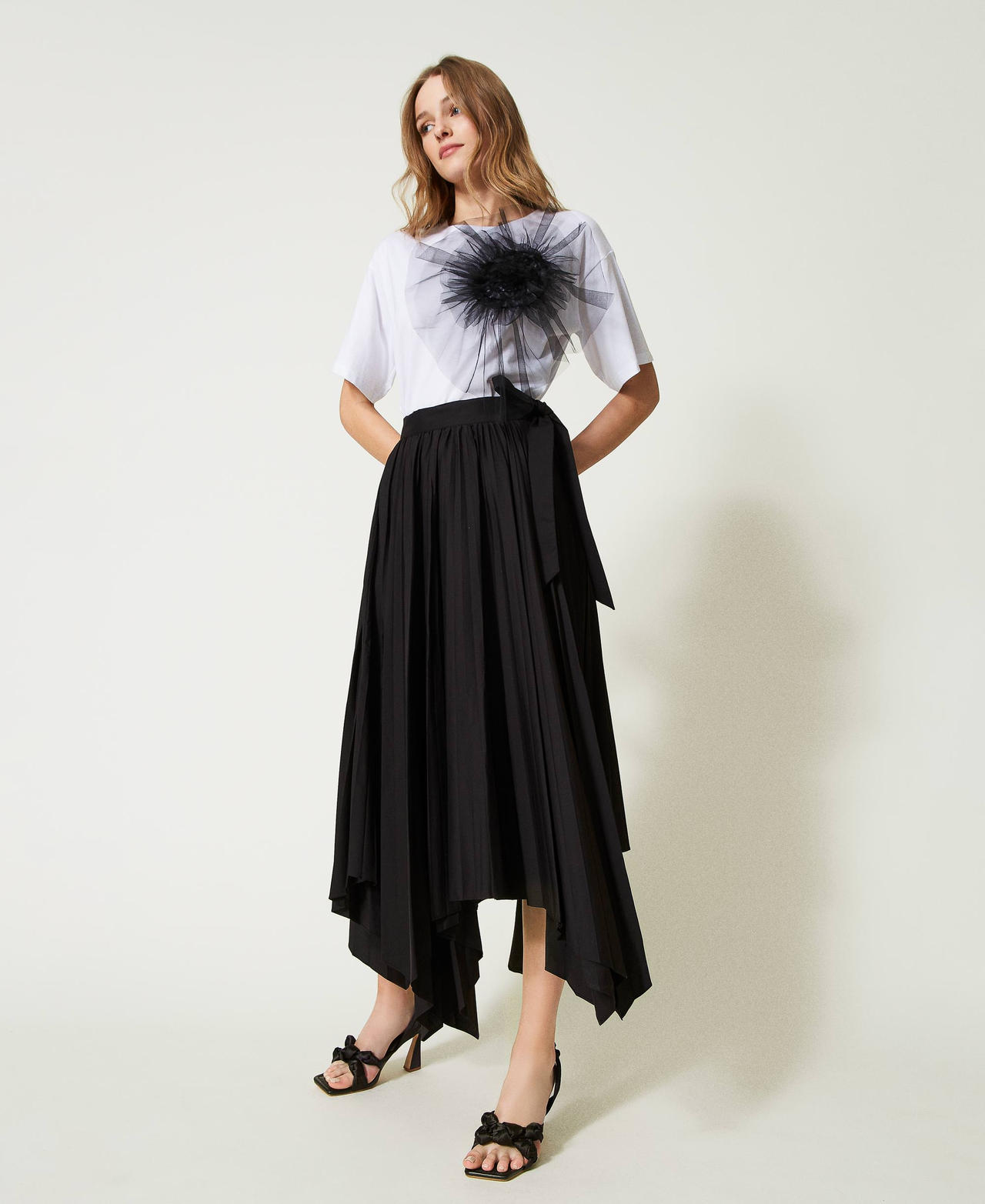 Pleated poplin wrap-around skirt