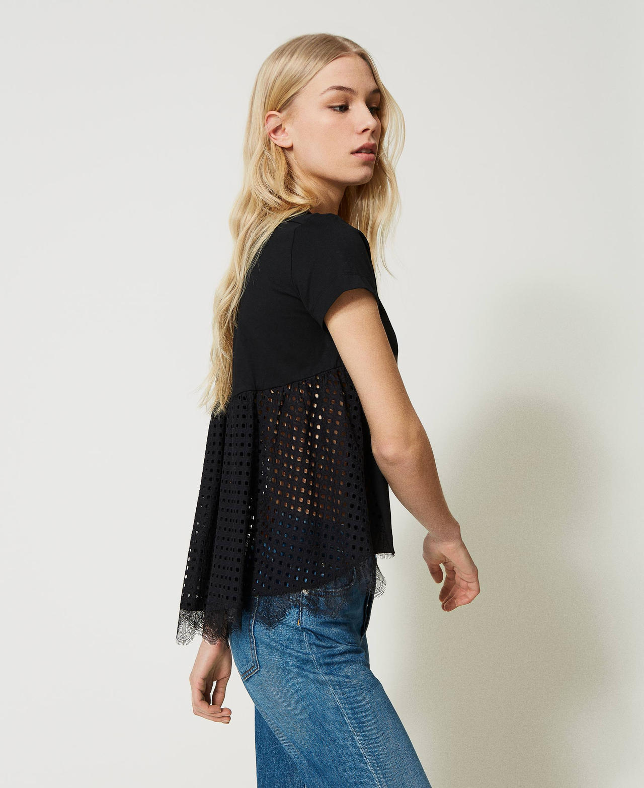 Blusa in popeline e sangallo