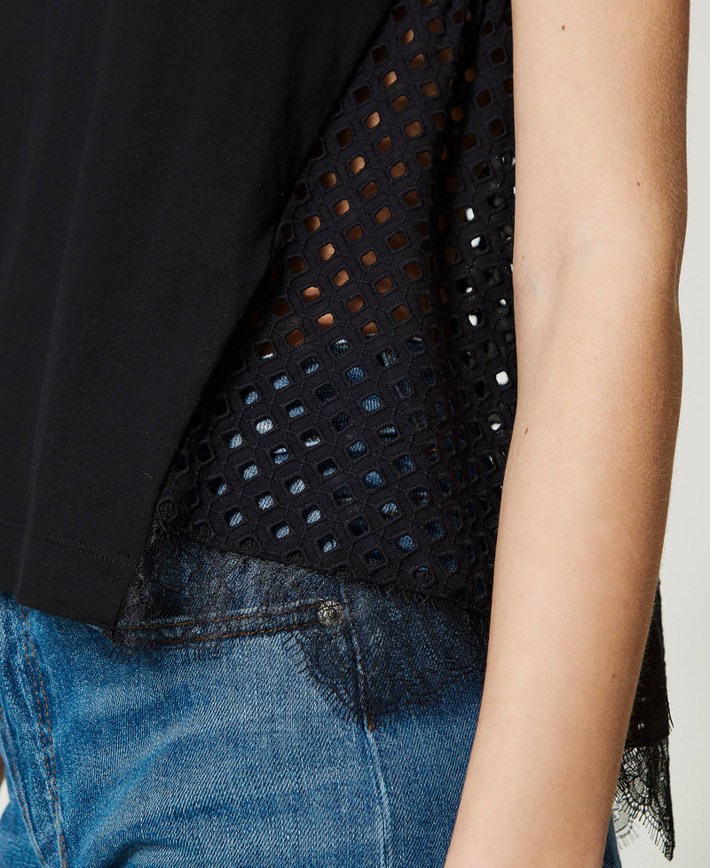 Blusa in popeline e sangallo