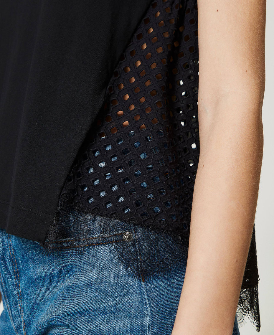 Blusa in popeline e sangallo