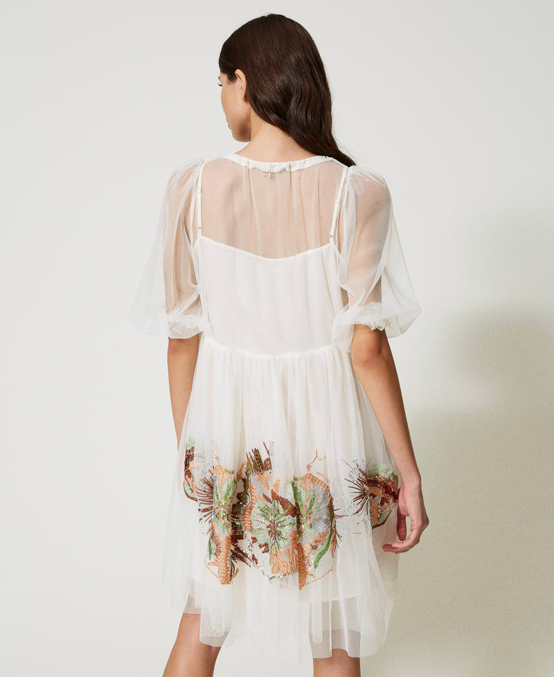 Short tulle dress with embroidery