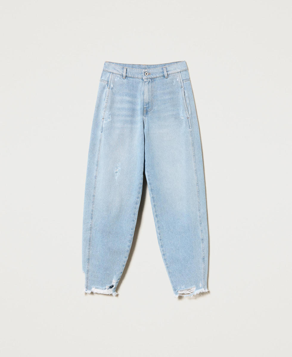 Barrel jeans with rips