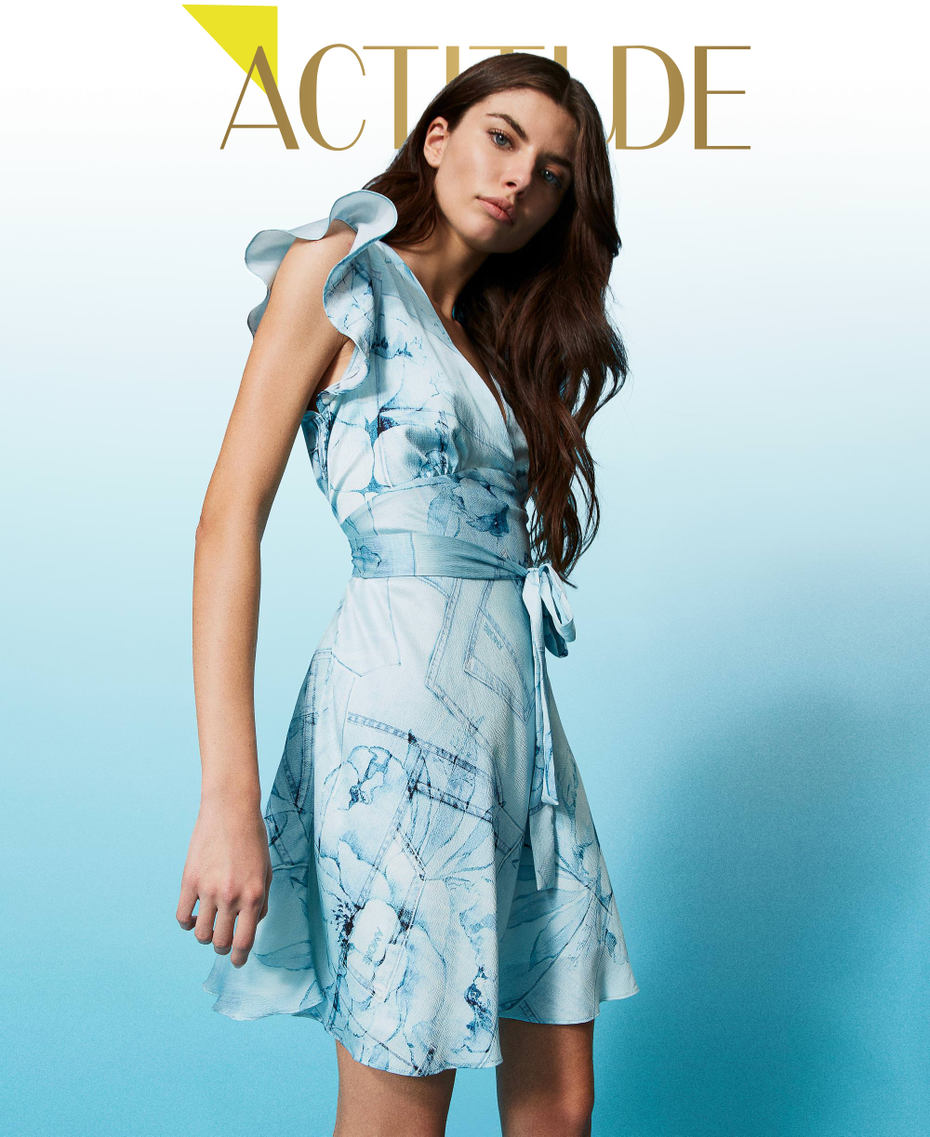 Robe courte en satin imprim&eacute;