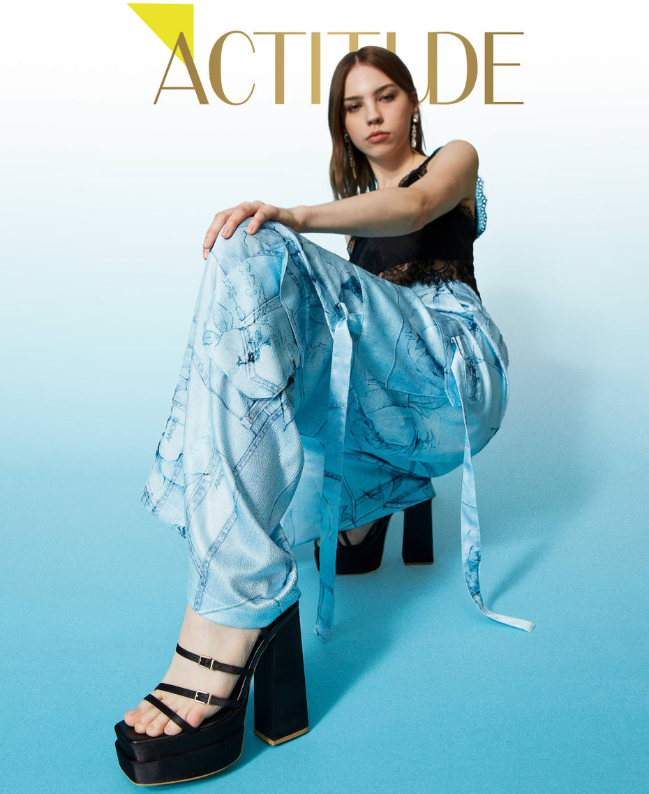 Pantalon cargo en satin imprimé