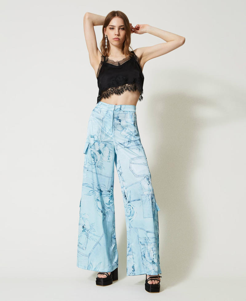 Pantalon cargo en satin imprimé