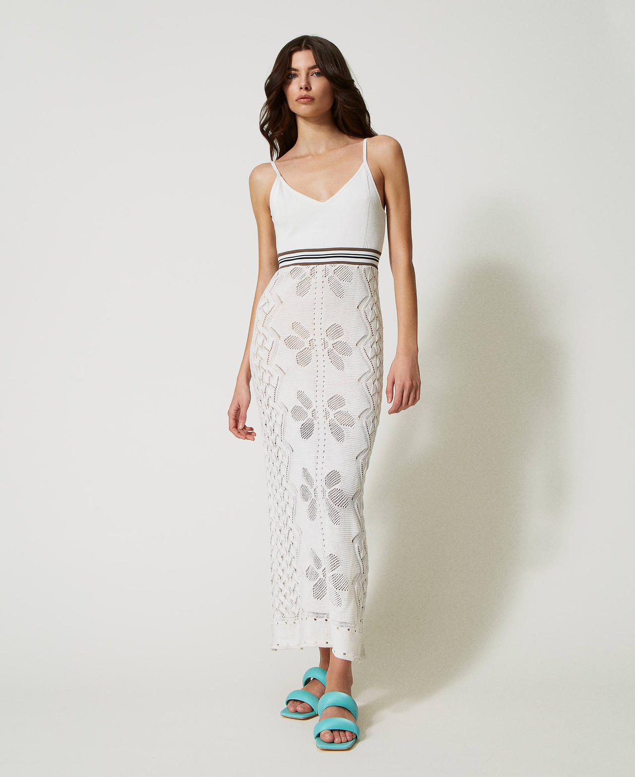Robe longue en lin mélangé avec broderies