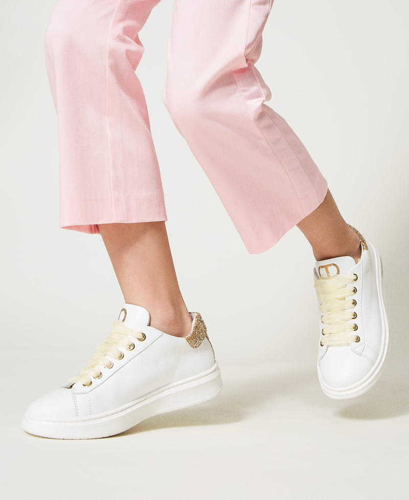 Trainers with glitter details