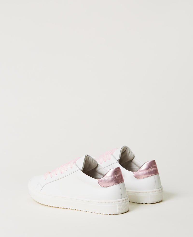 Trainers with tulle laces