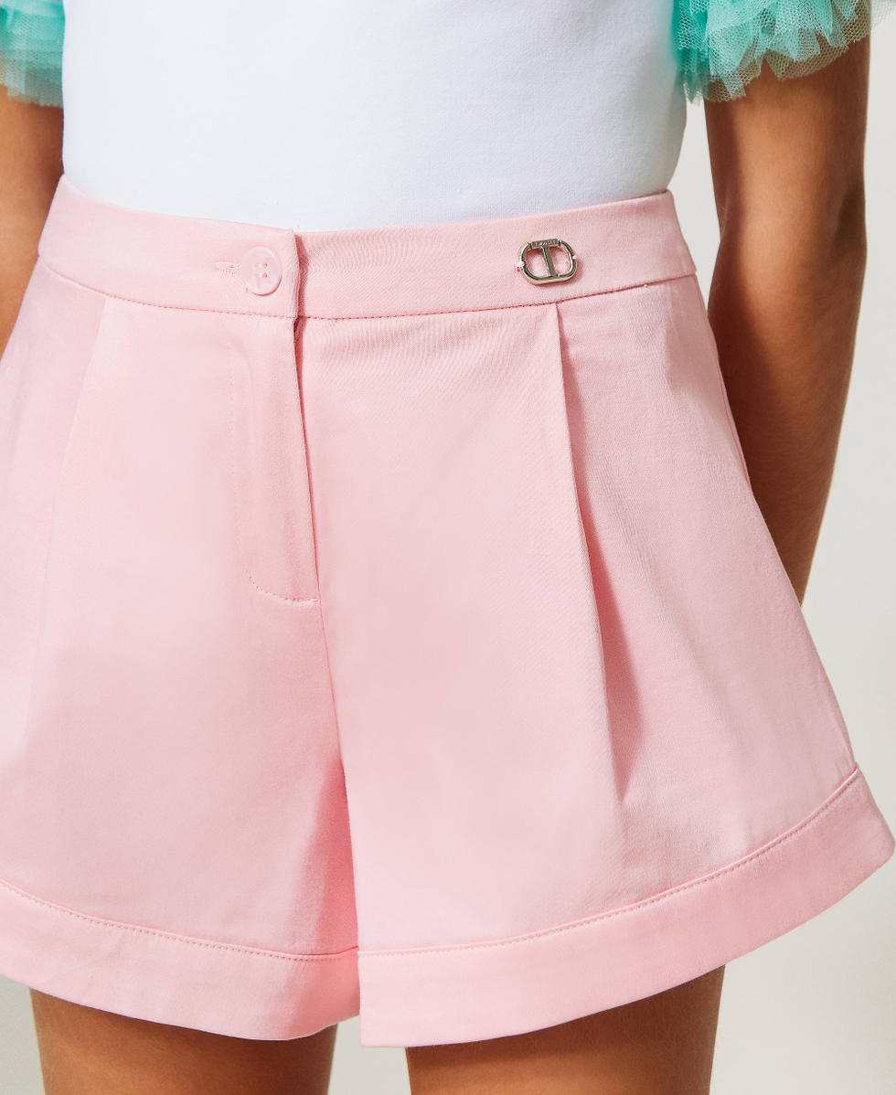 Shorts con pieghe