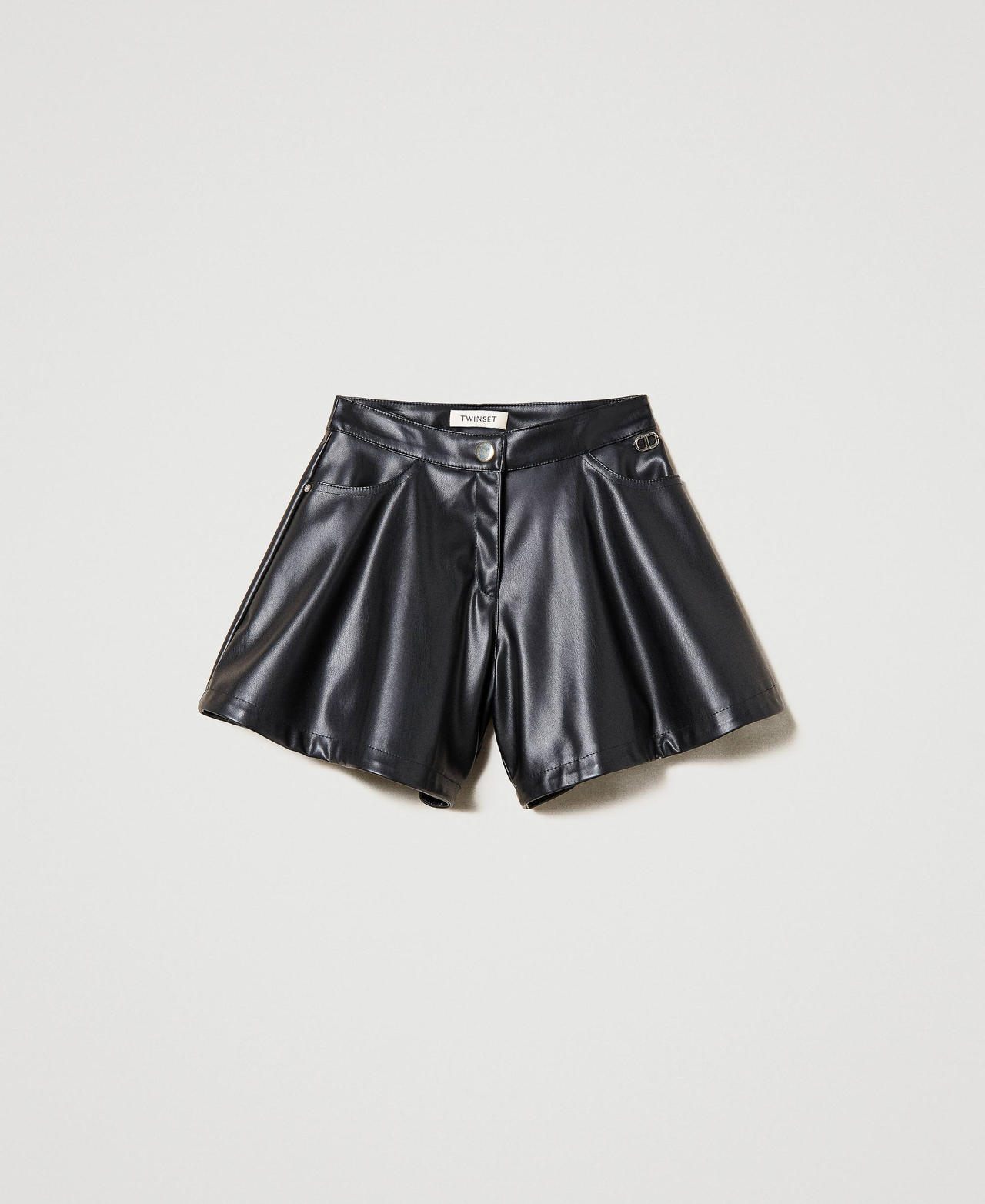 Leather-like flared shorts Girl, Black