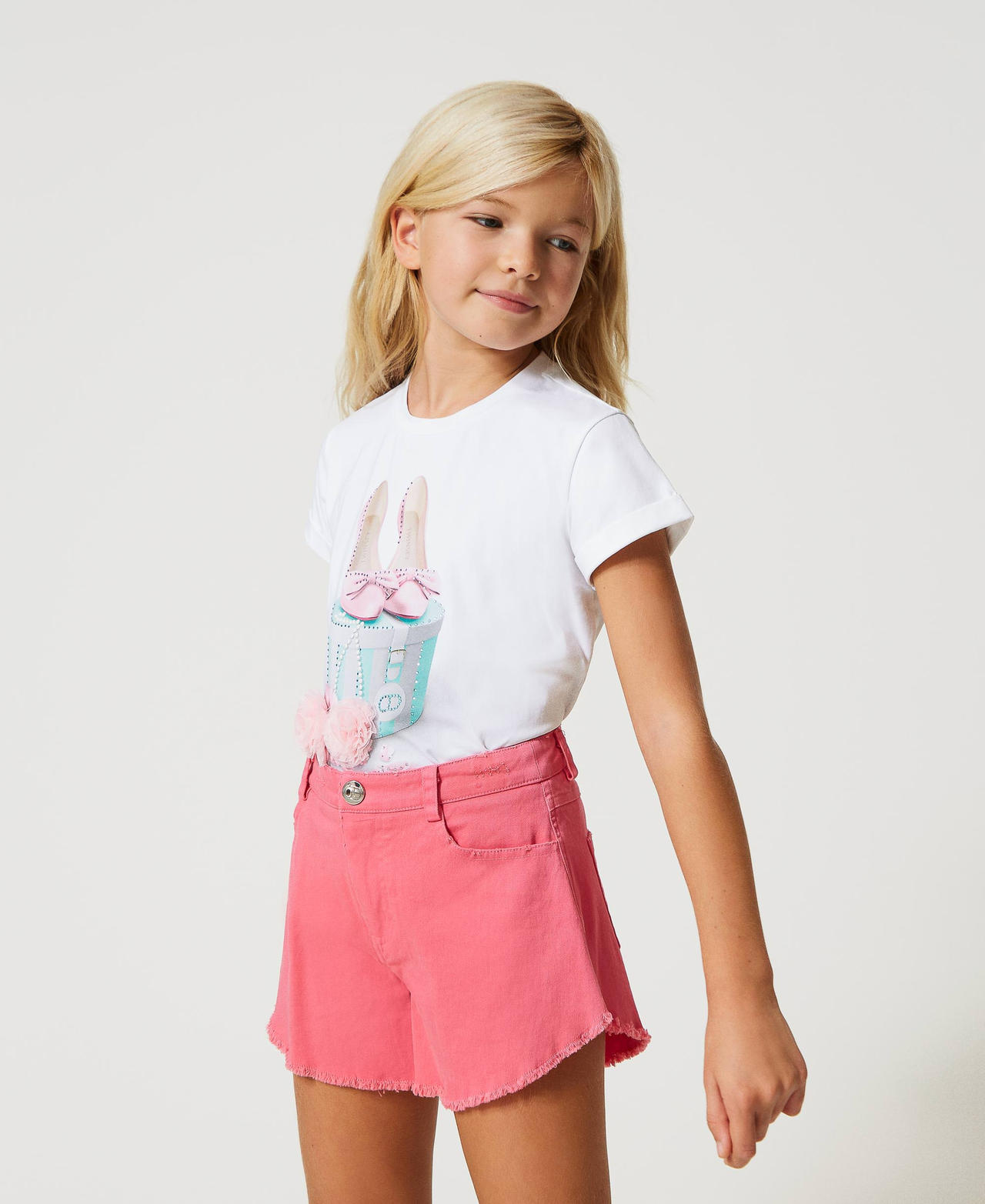 T-shirt with print and pompom