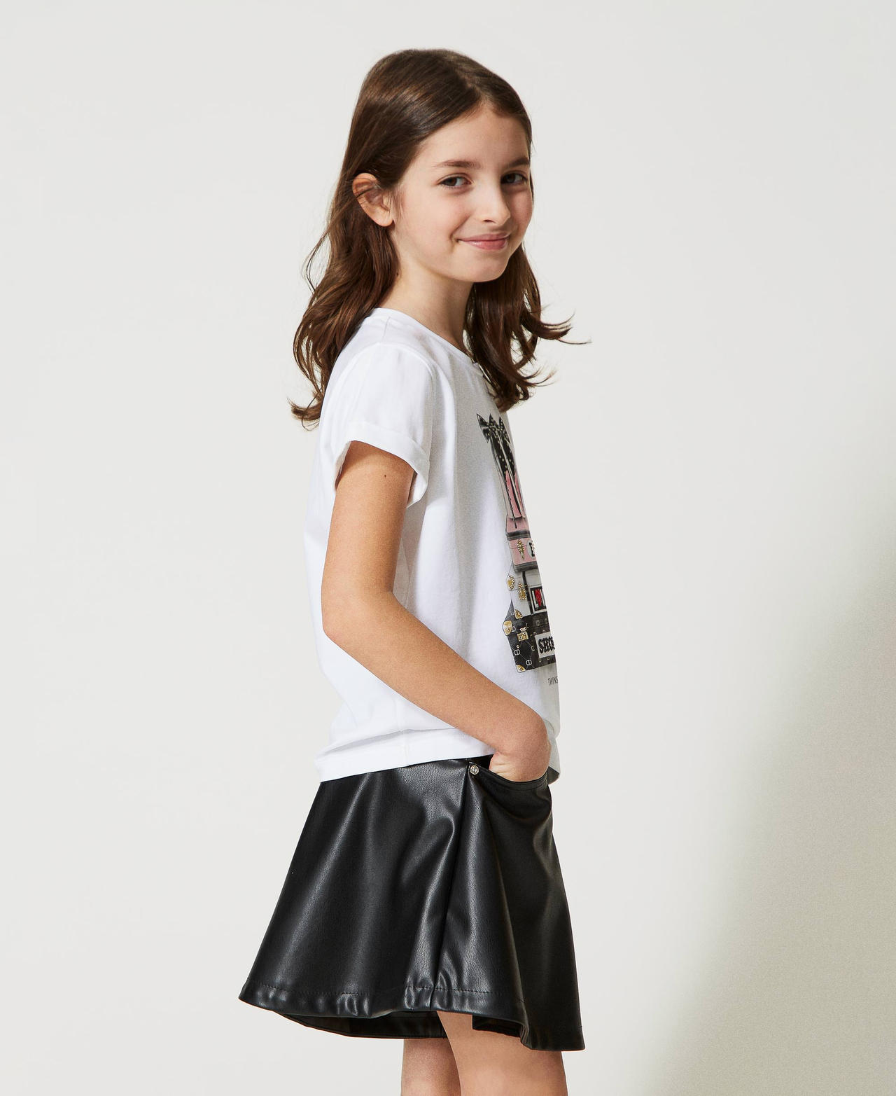 T-shirt con stampa e strass