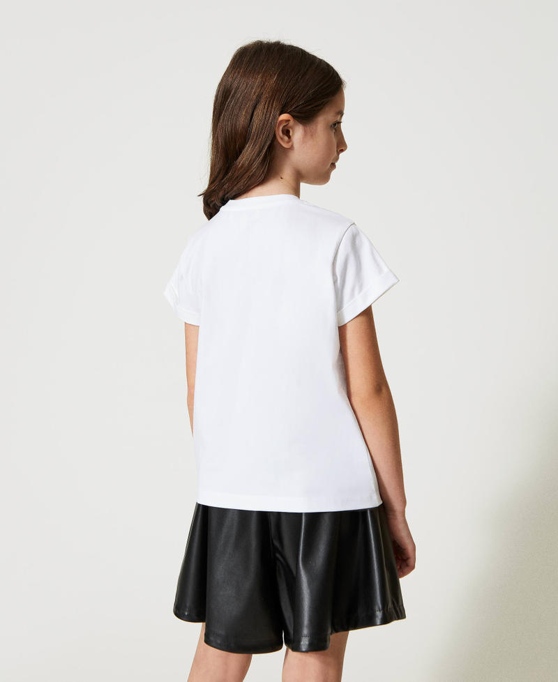 T-shirt con stampa e strass