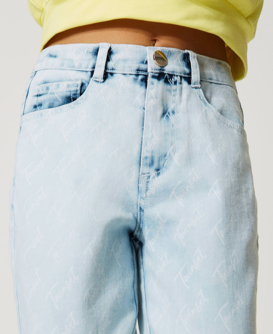 Jeans cinque tasche con stampa logo Denim Azzuro Stampa Logo Bambina 231GJ2103-04